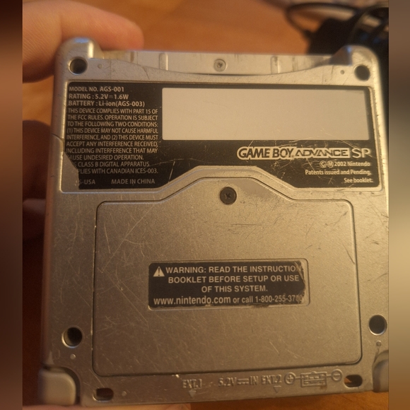 Nintendo Gameboy Advance SP In Silver BUNDLE see description - Picture 5 of 11